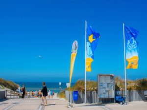 Ostseebad Dierhagen - Plateau Fahnen